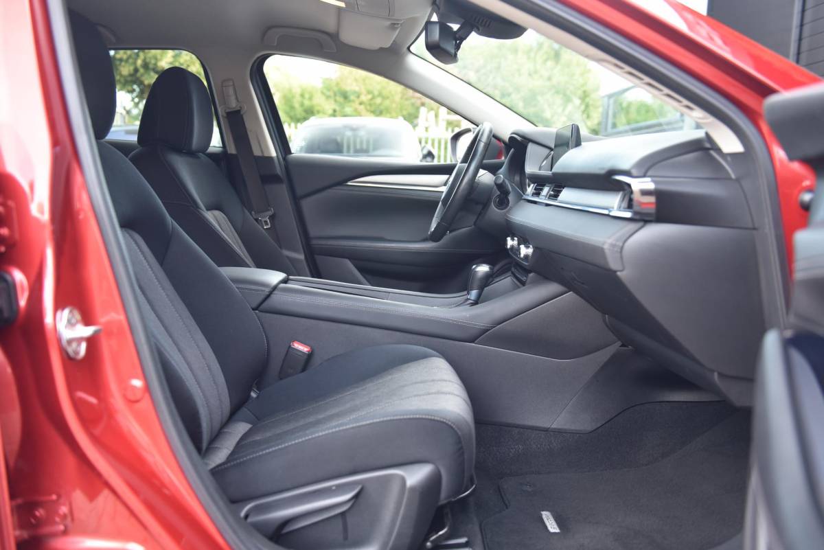 Mazda 6 Mazda 6 Sportbreak 2.0 SkyActiv-G 165 Trekhaak Navi Clima Cruise Nette Auto