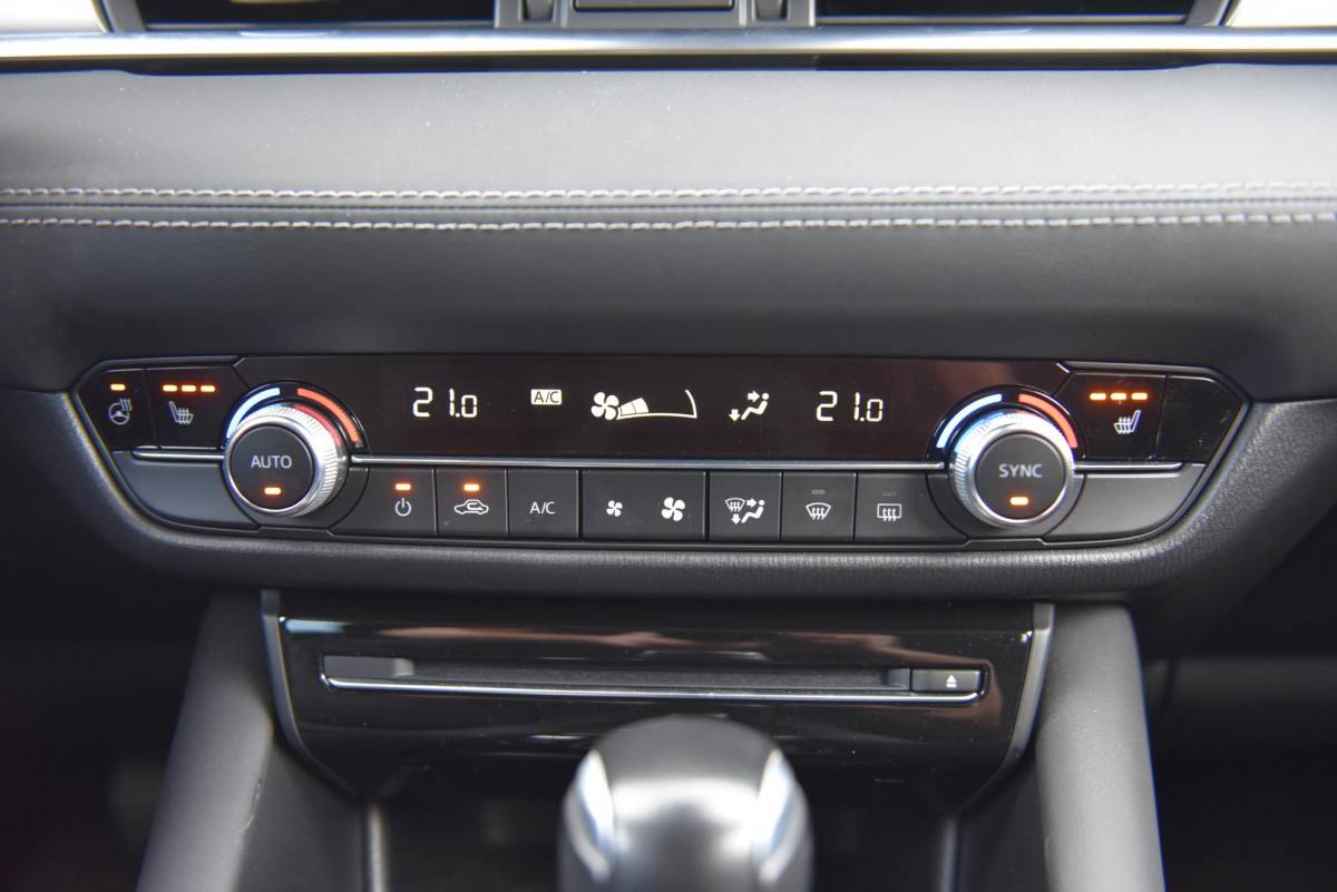 Mazda 6 Mazda 6 Sportbreak 2.0 SkyActiv-G 165 Trekhaak Navi Clima Cruise Nette Auto
