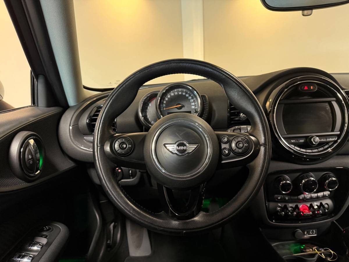 MINI Clubman Mini Clubman 1.5 Cooper Chili Serious Business *Dealer OH* Stoelverw.|Keyless|Navi|Cruise|PDC|Half-leder|Sfeerverlichting