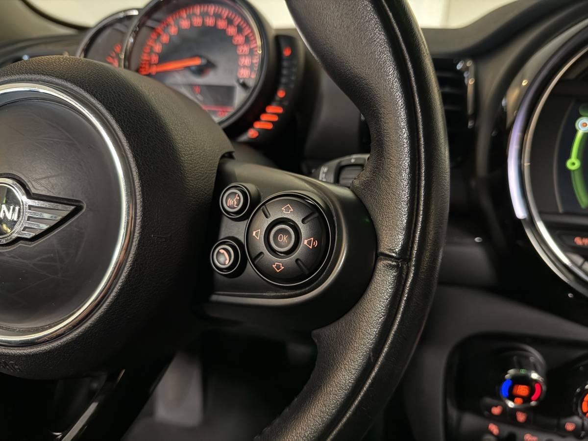MINI Clubman Mini Clubman 1.5 Cooper Chili Serious Business *Dealer OH* Stoelverw.|Keyless|Navi|Cruise|PDC|Half-leder|Sfeerverlichting