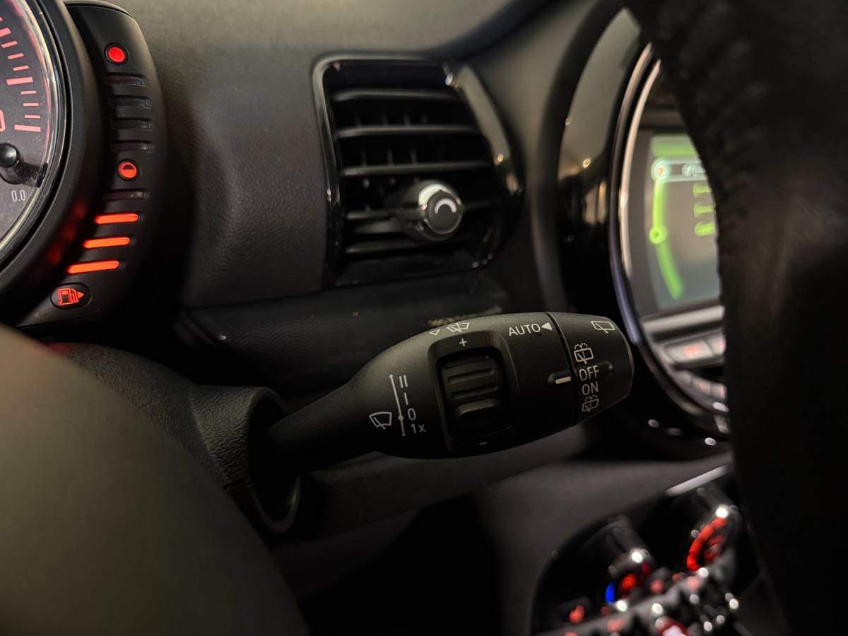 MINI Clubman Mini Clubman 1.5 Cooper Chili Serious Business *Dealer OH* Stoelverw.|Keyless|Navi|Cruise|PDC|Half-leder|Sfeerverlichting