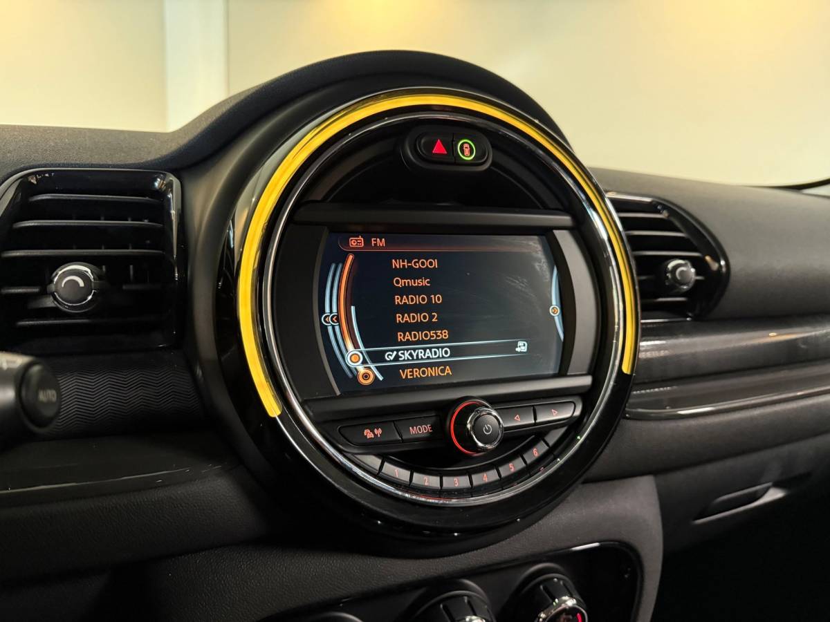 MINI Clubman Mini Clubman 1.5 Cooper Chili Serious Business *Dealer OH* Stoelverw.|Keyless|Navi|Cruise|PDC|Half-leder|Sfeerverlichting