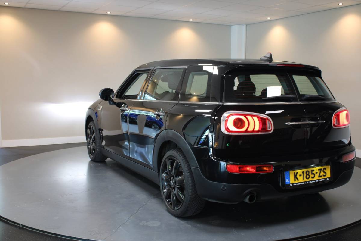 MINI Clubman Mini Clubman 1.5 Cooper Chili Serious Business *Dealer OH* Stoelverw.|Keyless|Navi|Cruise|PDC|Half-leder|Sfeerverlichting