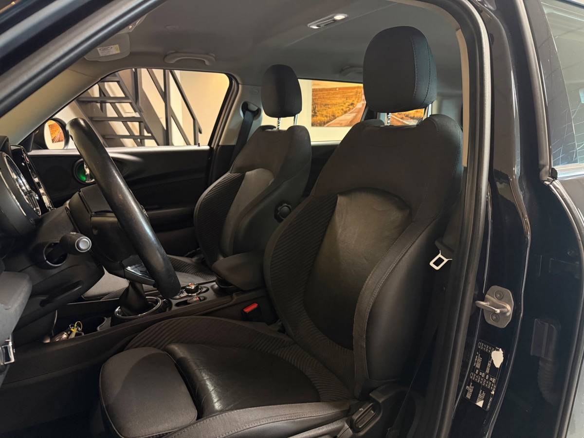 MINI Clubman Mini Clubman 1.5 Cooper Chili Serious Business *Dealer OH* Stoelverw.|Keyless|Navi|Cruise|PDC|Half-leder|Sfeerverlichting