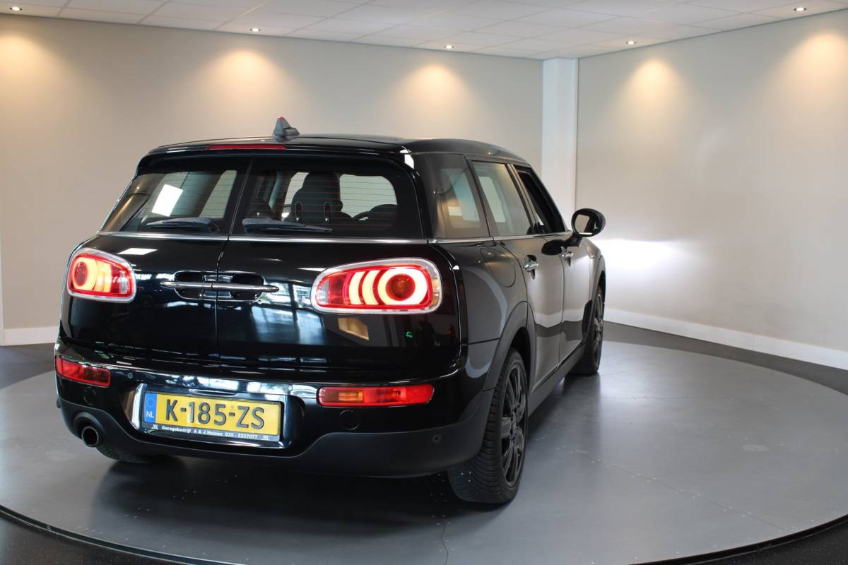 MINI Clubman Mini Clubman 1.5 Cooper Chili Serious Business *Dealer OH* Stoelverw.|Keyless|Navi|Cruise|PDC|Half-leder|Sfeerverlichting