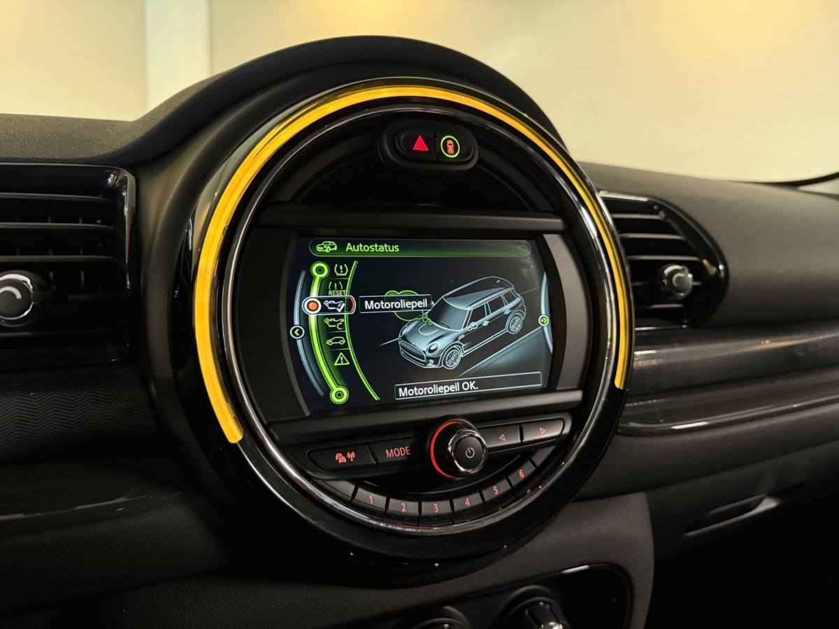 MINI Clubman Mini Clubman 1.5 Cooper Chili Serious Business *Dealer OH* Stoelverw.|Keyless|Navi|Cruise|PDC|Half-leder|Sfeerverlichting