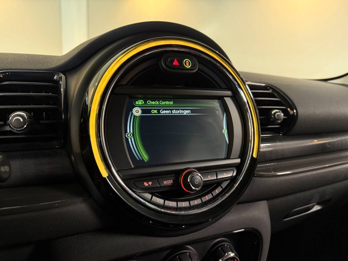 MINI Clubman Mini Clubman 1.5 Cooper Chili Serious Business *Dealer OH* Stoelverw.|Keyless|Navi|Cruise|PDC|Half-leder|Sfeerverlichting