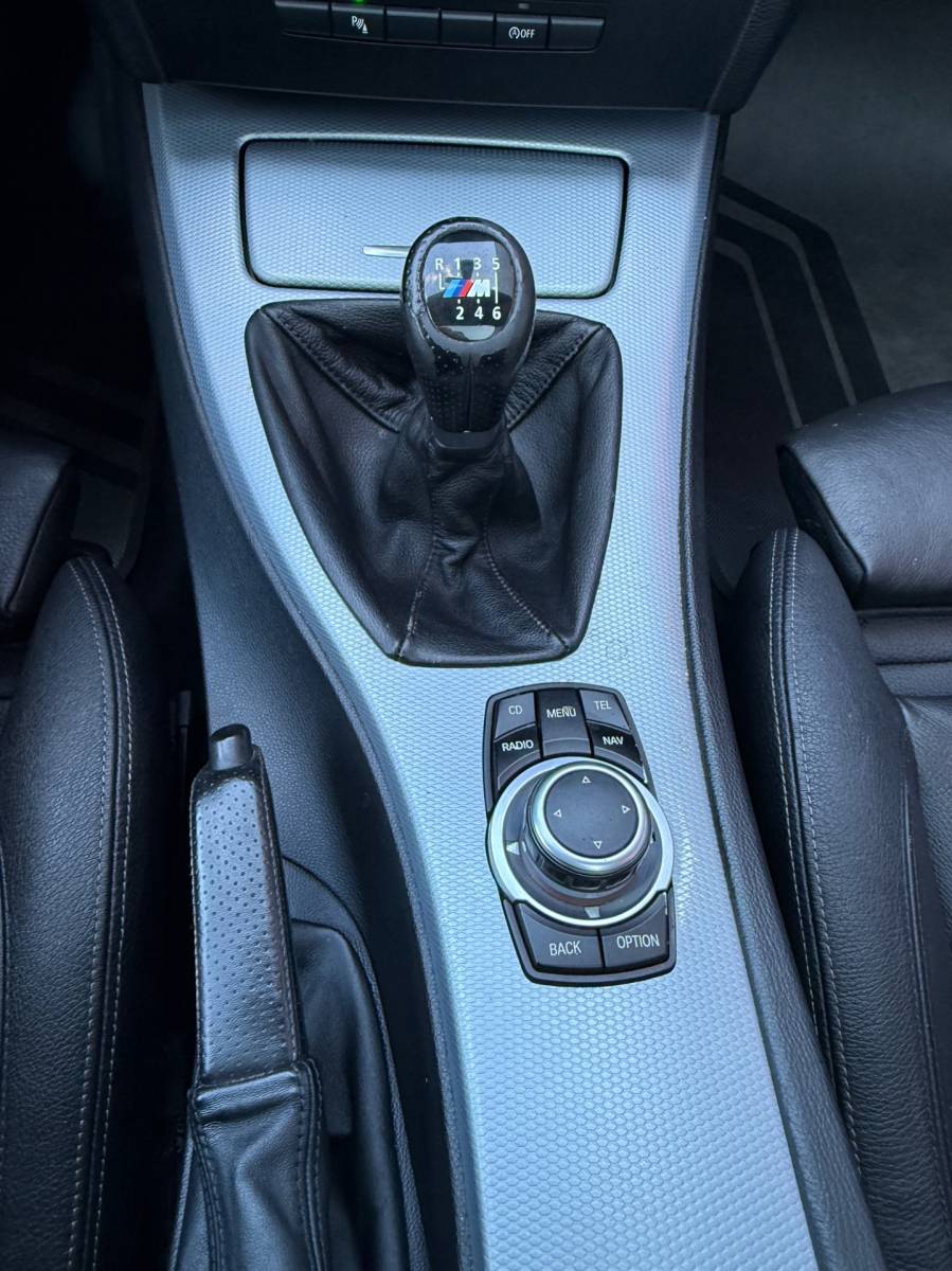 BMW 3 Serie BMW 318i 2.0 LCI M-Sport Pano NaviProf Leer Stoelvw Trekhaak