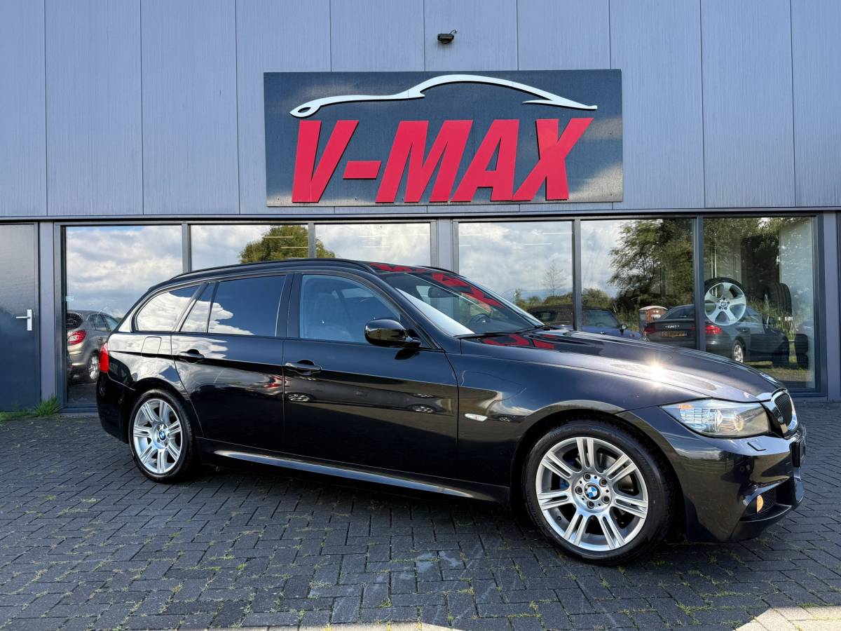 BMW 3 Serie BMW 318i 2.0 LCI M-Sport Pano NaviProf Leer Stoelvw Trekhaak