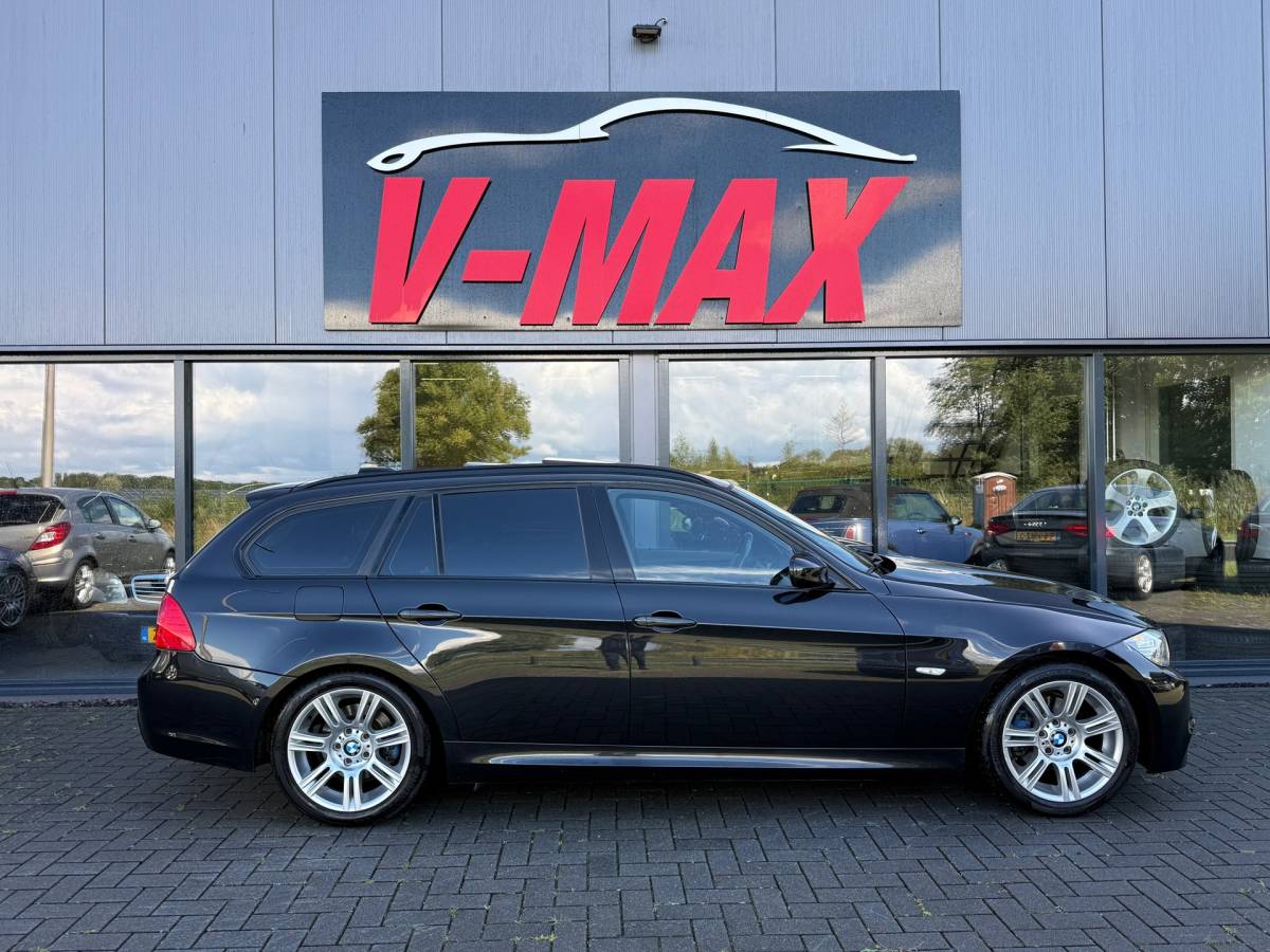 BMW 3 Serie BMW 318i 2.0 LCI M-Sport Pano NaviProf Leer Stoelvw Trekhaak