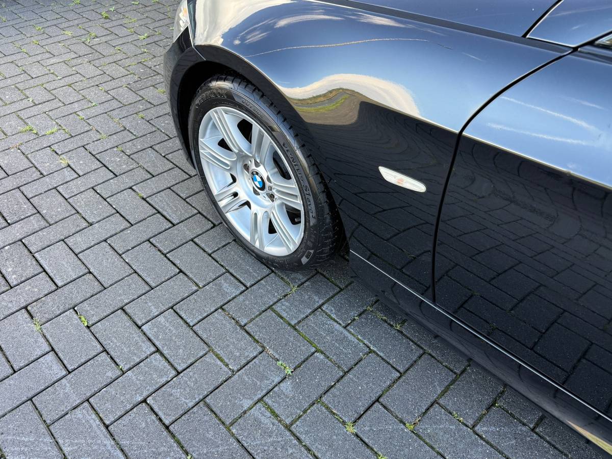 BMW 3 Serie BMW 318i 2.0 LCI M-Sport Pano NaviProf Leer Stoelvw Trekhaak