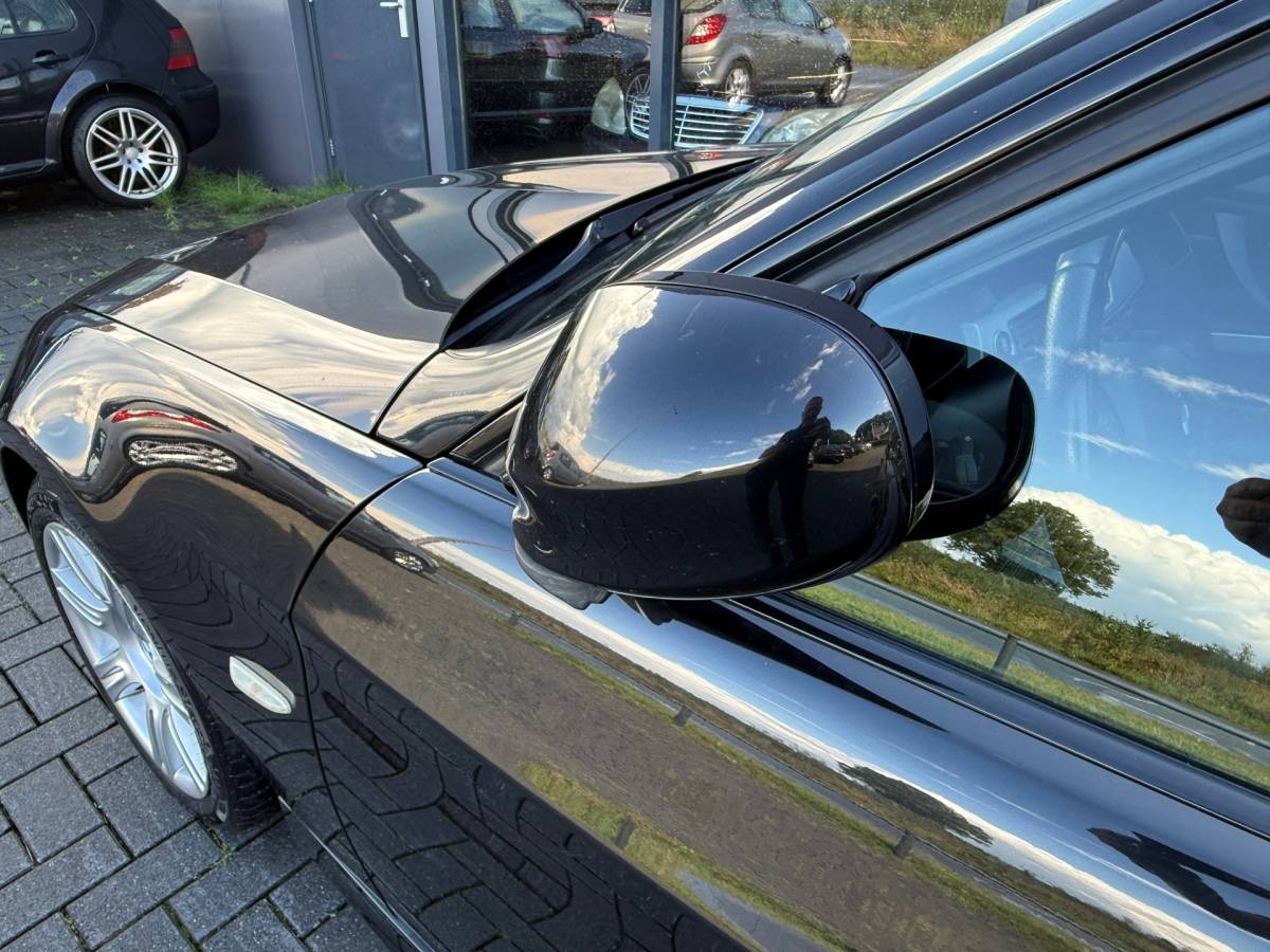 BMW 3 Serie BMW 318i 2.0 LCI M-Sport Pano NaviProf Leer Stoelvw Trekhaak