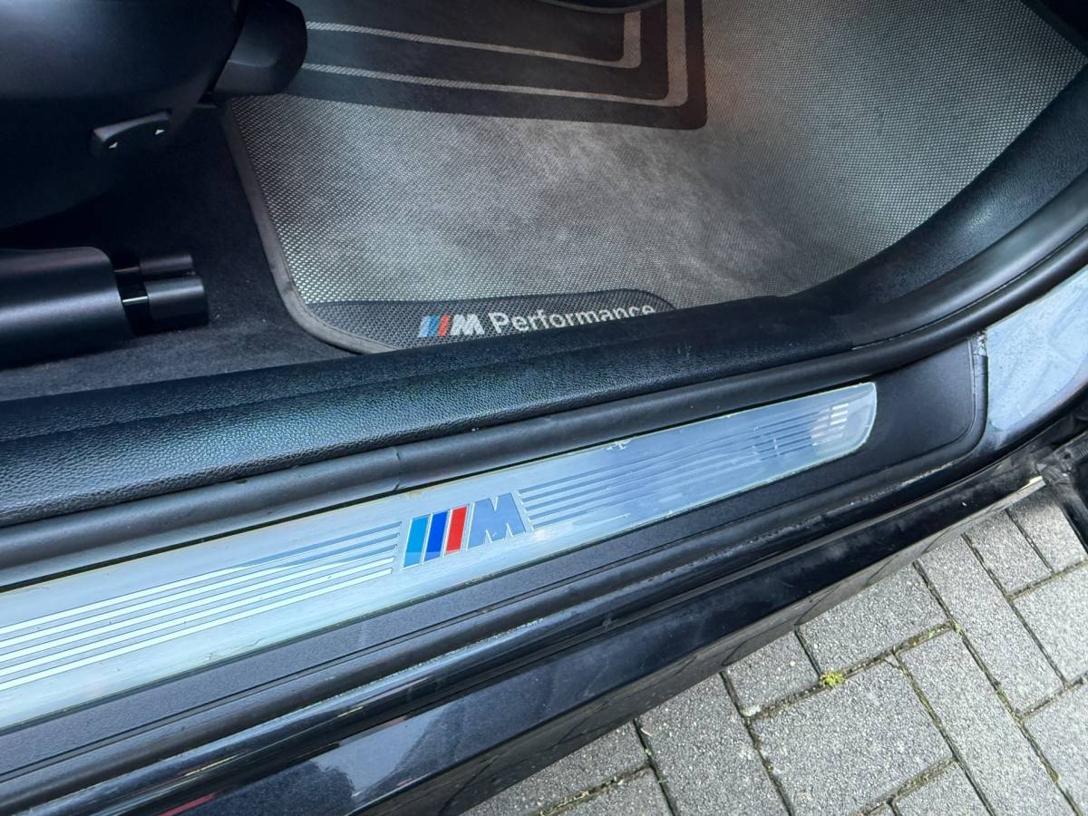 BMW 3 Serie BMW 318i 2.0 LCI M-Sport Pano NaviProf Leer Stoelvw Trekhaak
