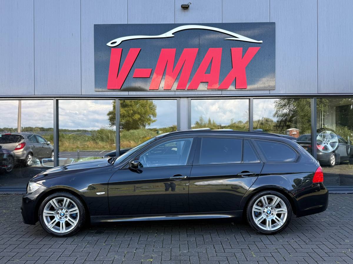 BMW 3 Serie BMW 318i 2.0 LCI M-Sport Pano NaviProf Leer Stoelvw Trekhaak