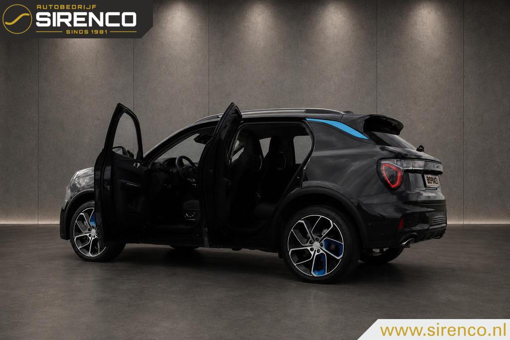 Lynk & Co 01 Lynk & Co 01 1.5 | komt binnen | panodak | stoelverwarming |Android auto & Apple carplay |dab | adaptive cruise control | sfeerverlichting |