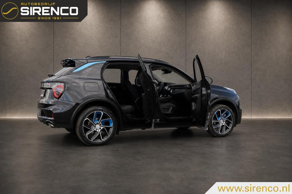 Lynk & Co 01 Lynk & Co 01 1.5 | komt binnen | panodak | stoelverwarming |Android auto & Apple carplay |dab | adaptive cruise control | sfeerverlichting |