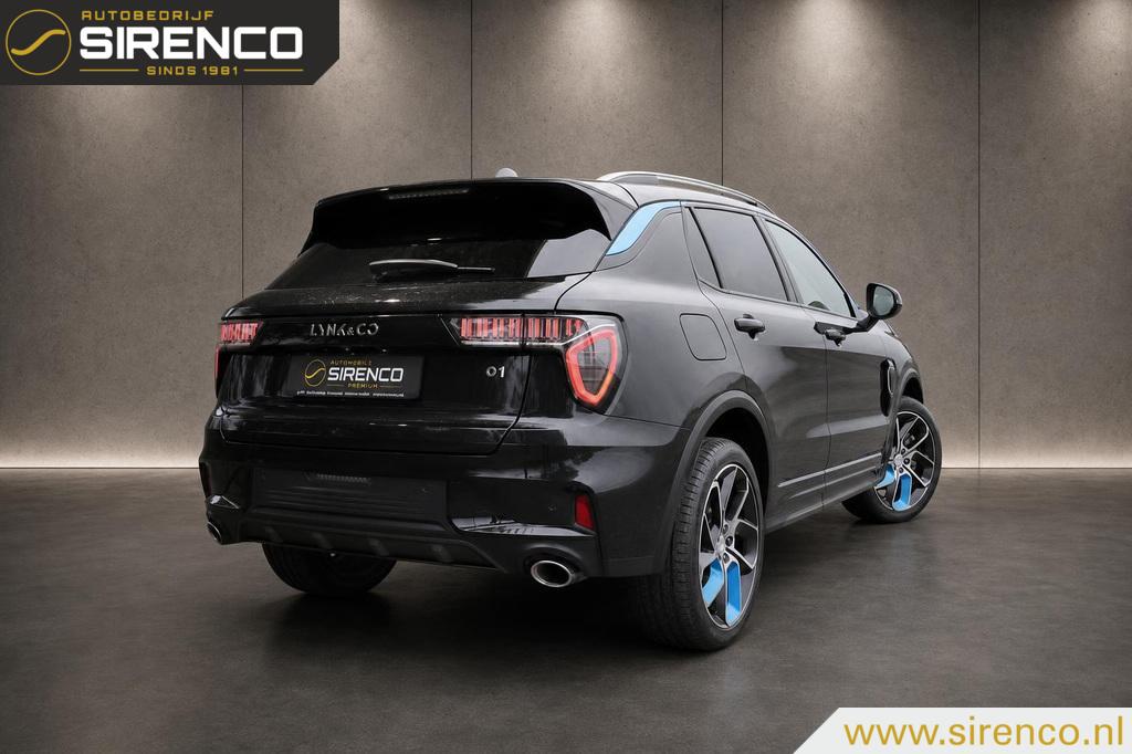 Lynk & Co 01 Lynk & Co 01 1.5 | komt binnen | panodak | stoelverwarming |Android auto & Apple carplay |dab | adaptive cruise control | sfeerverlichting |