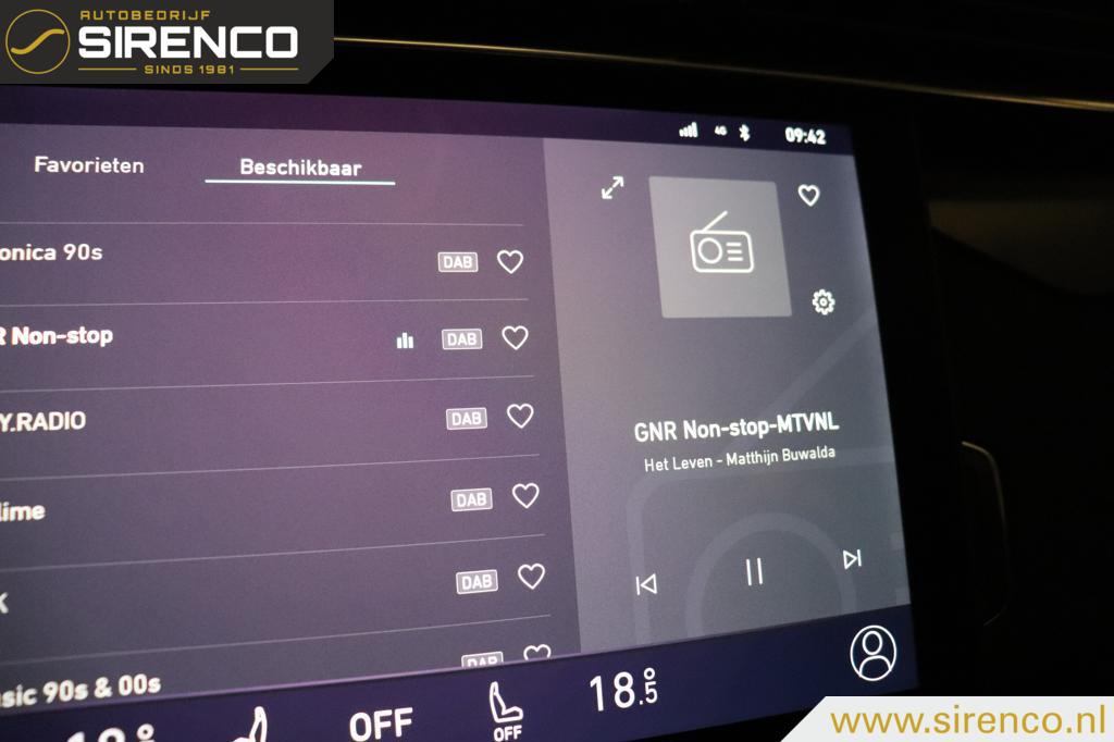Lynk & Co 01 Lynk & Co 01 1.5 | komt binnen | panodak | stoelverwarming |Android auto & Apple carplay |dab | adaptive cruise control | sfeerverlichting |