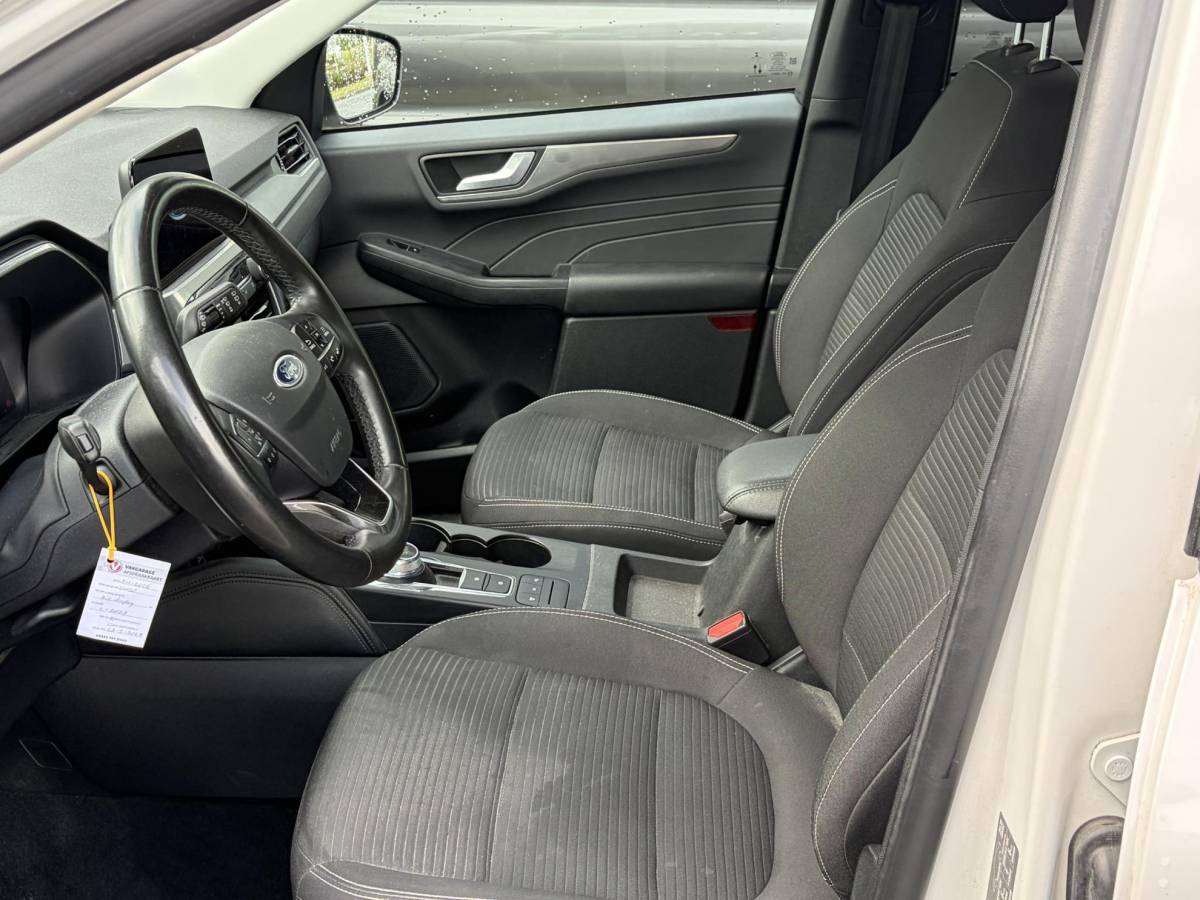 Ford Kuga Ford Kuga 2.5 PHEV Titanium | Winter Pack | achterruitrijcamera | SYNC 3 navigatie