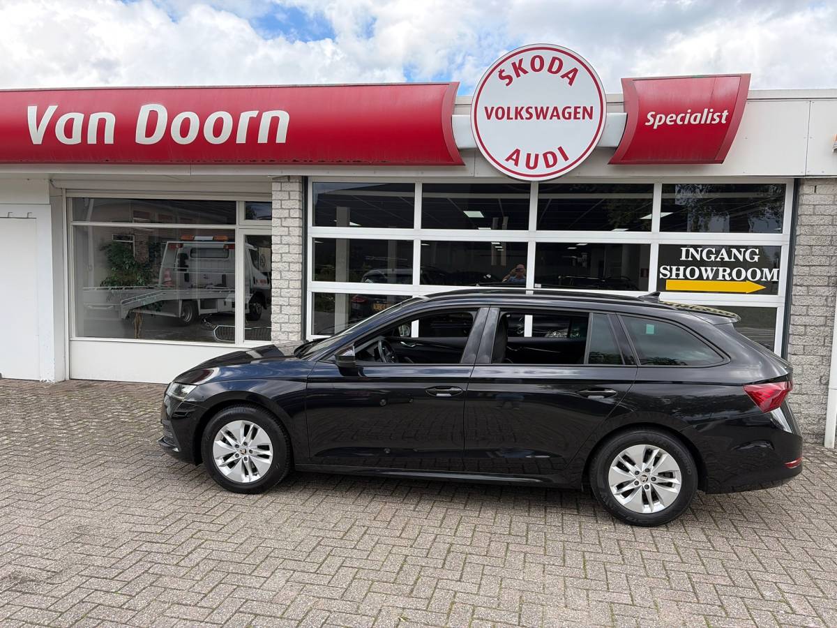 Škoda Octavia Skoda Octavia Combi 1.0 TSI Business Edition Plus