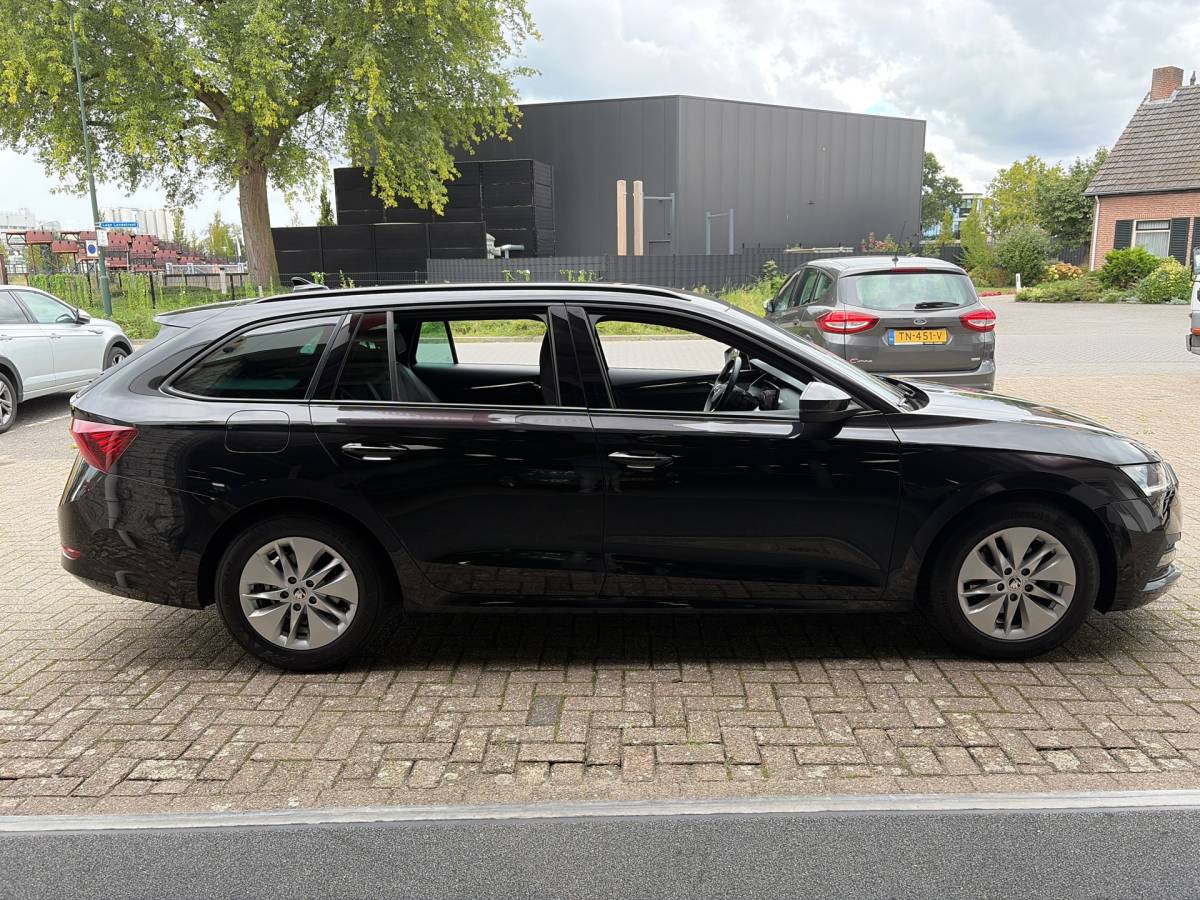 Škoda Octavia Skoda Octavia Combi 1.0 TSI Business Edition Plus