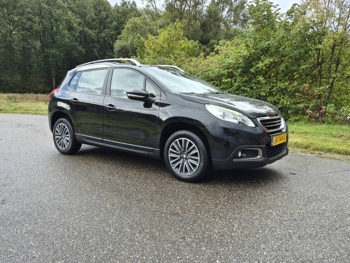 Peugeot 2008 Peugeot 2008 1.2 PureTech Blue Lion,automaat