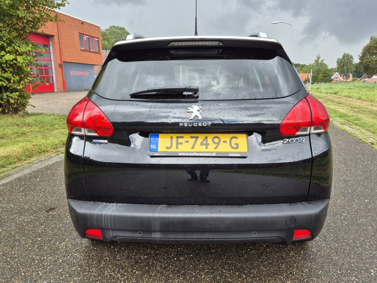 Peugeot 2008 Peugeot 2008 1.2 PureTech Blue Lion,automaat