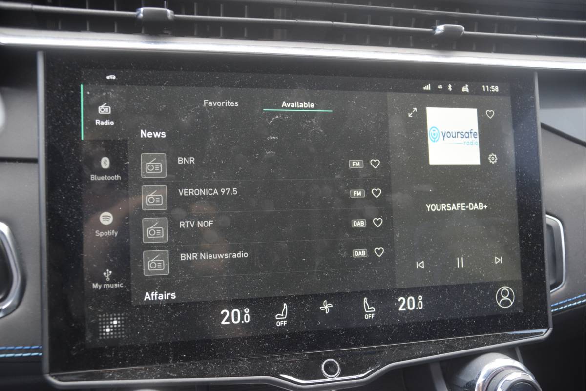 Lynk & Co 01 Lynk & Co 01 1.5 Carplay | Camera | LMV | Bluetooth | Navi