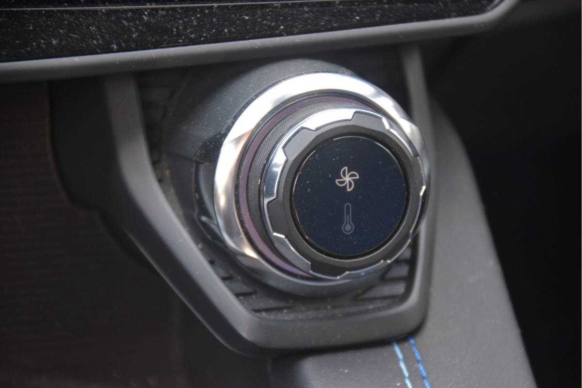 Lynk & Co 01 Lynk & Co 01 1.5 Carplay | Camera | LMV | Bluetooth | Navi
