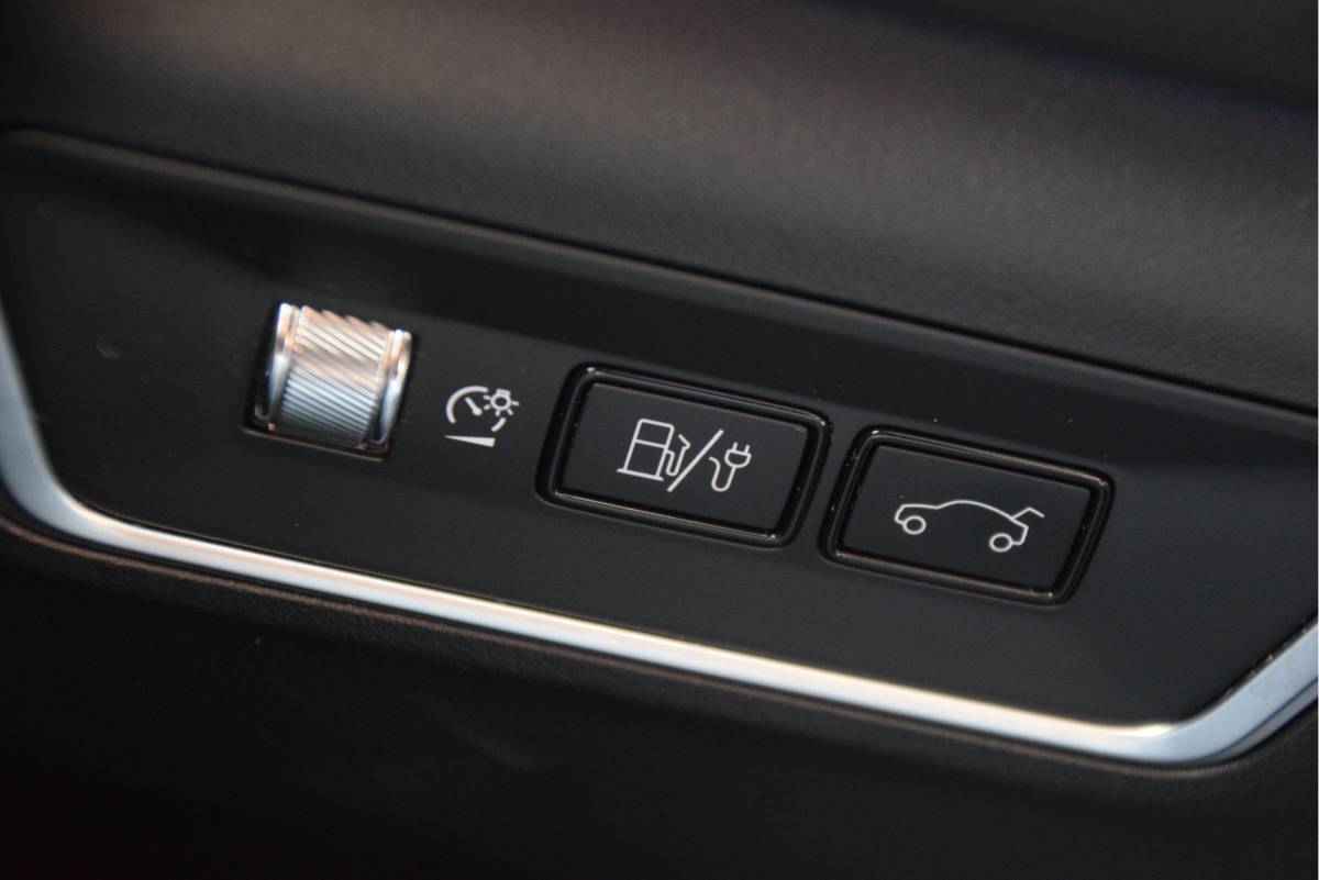 Lynk & Co 01 Lynk & Co 01 1.5 Carplay | Camera | LMV | Bluetooth | Navi