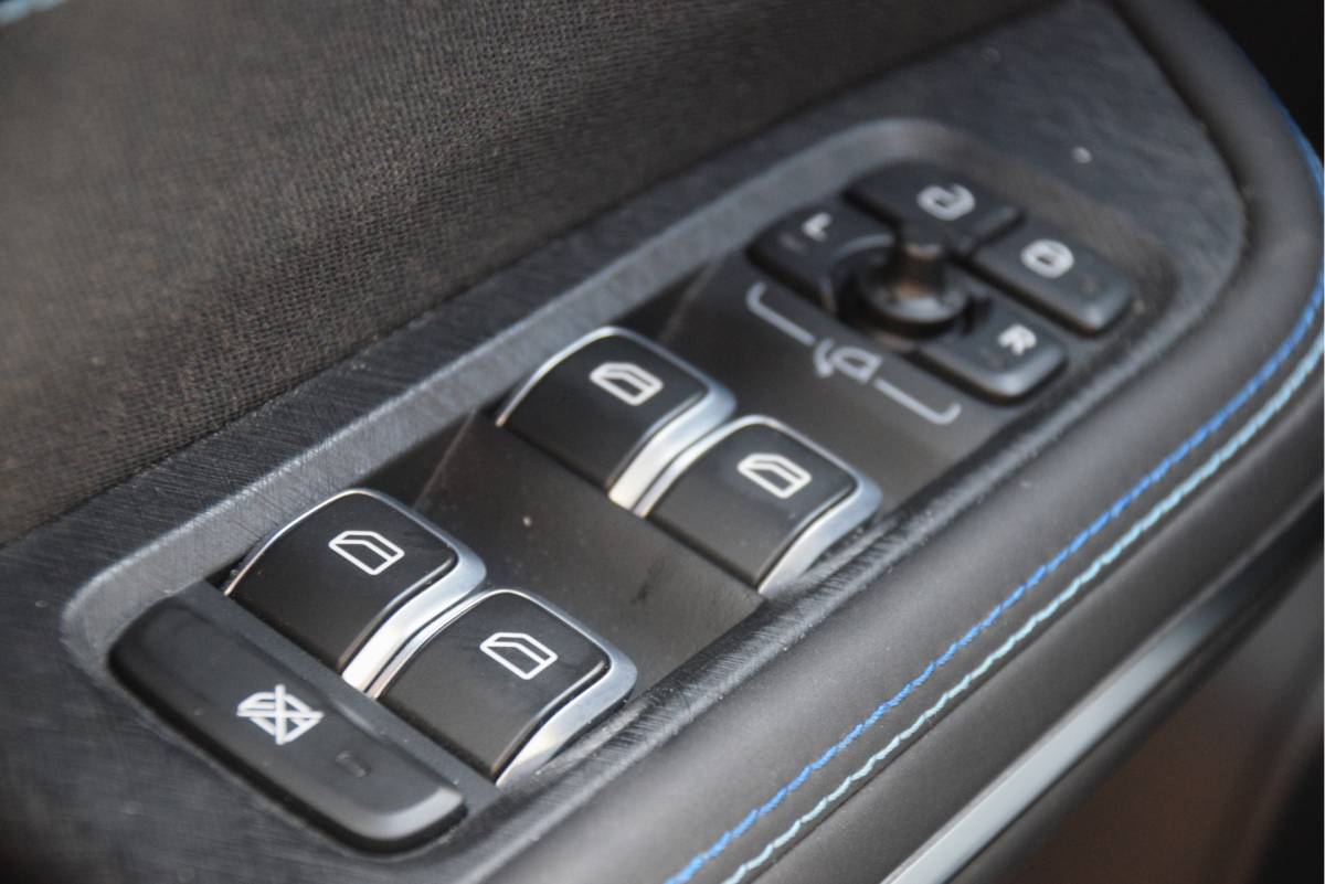 Lynk & Co 01 Lynk & Co 01 1.5 Carplay | Camera | LMV | Bluetooth | Navi