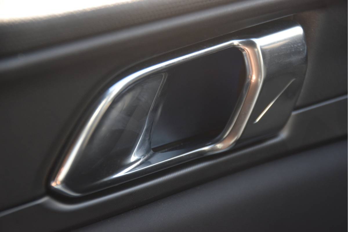 Lynk & Co 01 Lynk & Co 01 1.5 Carplay | Camera | LMV | Bluetooth | Navi