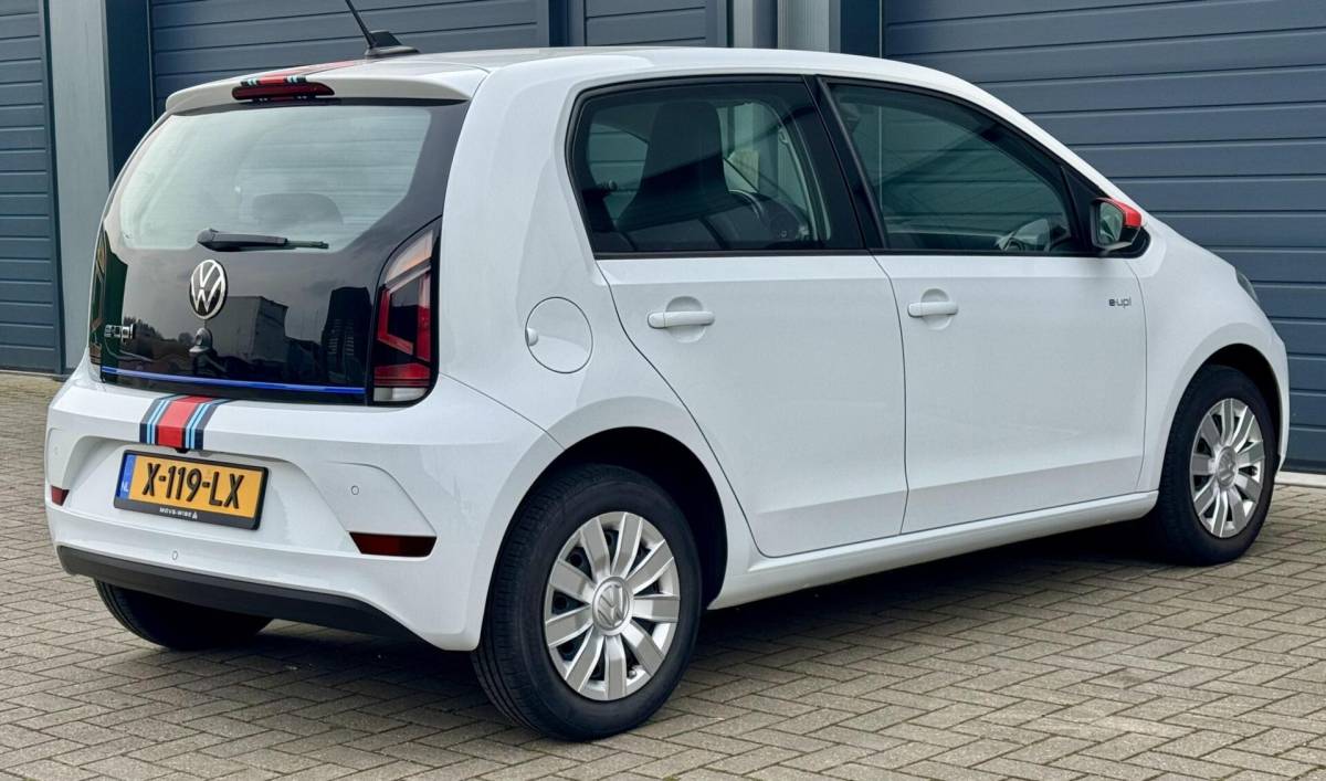 Volkswagen e-up! Volkswagen e-Up! | Nieuwe Model | 100% Elektrisch | LAGE KM ! | 5 Drs. | Cruise | Camera | Stoelverwarming |
