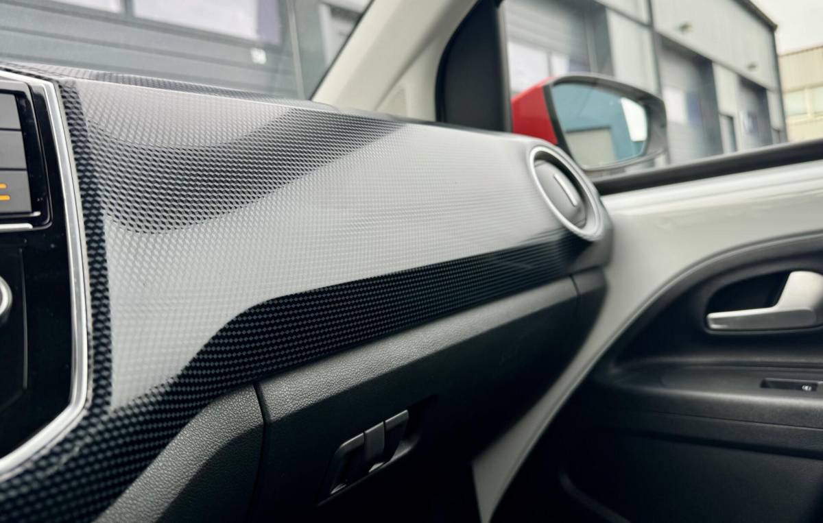 Volkswagen e-up! Volkswagen e-Up! | Nieuwe Model | 100% Elektrisch | LAGE KM ! | 5 Drs. | Cruise | Camera | Stoelverwarming |