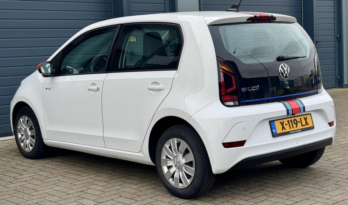 Volkswagen e-up! Volkswagen e-Up! | Nieuwe Model | 100% Elektrisch | LAGE KM ! | 5 Drs. | Cruise | Camera | Stoelverwarming |