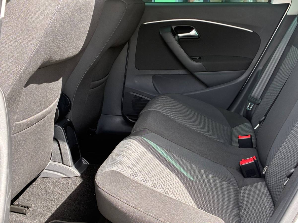 Volkswagen Polo Volkswagen Polo 1.2 TSI Highline|2e Eigenaar|Climatronic|CruiseControl|PDC|LM-Velgen|Nieuwe APK|NAP|