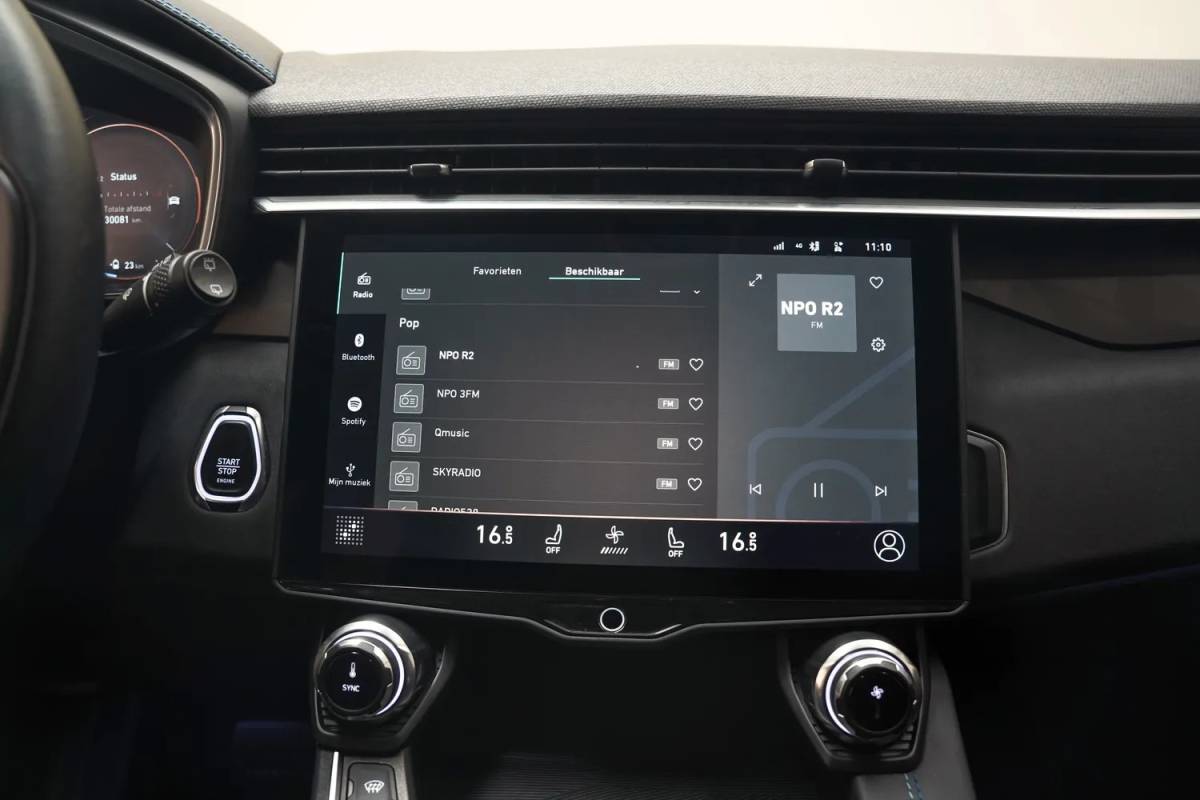 Lynk & Co 01 Lynk & Co 01 1.5 PHEV [ Panorama Navi 360°-Camera Keyless ]
