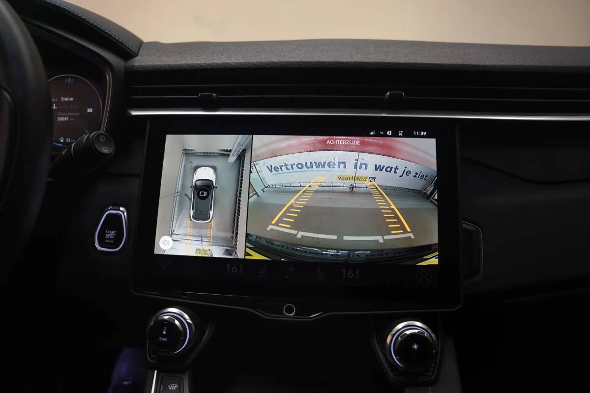 Lynk & Co 01 Lynk & Co 01 1.5 PHEV [ Panorama Navi 360°-Camera Keyless ]