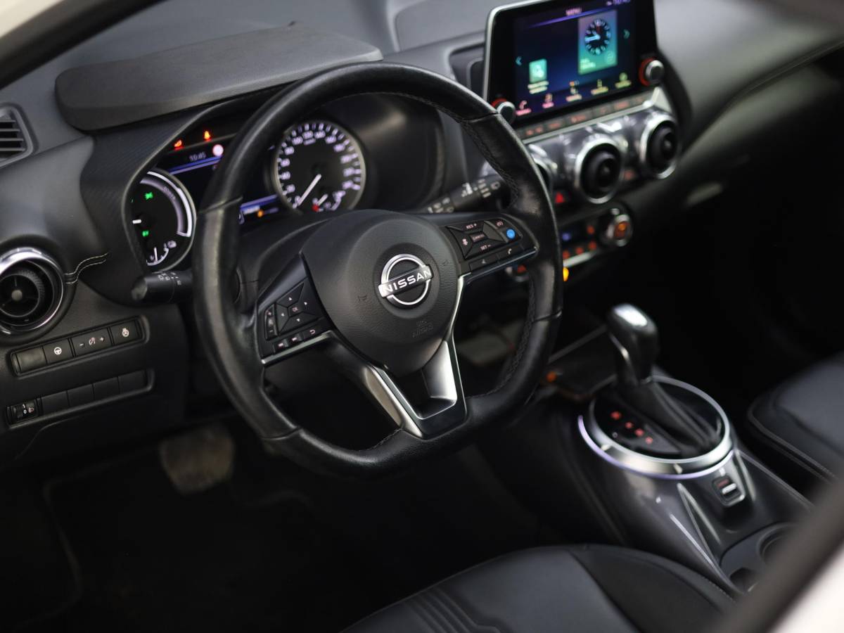 Nissan Juke Nissan Juke 1.6 Hybrid Business Premium Tekna | Bose Audio | Parelmoer lak | Stuur en Stoelverwarming | 360 Camera