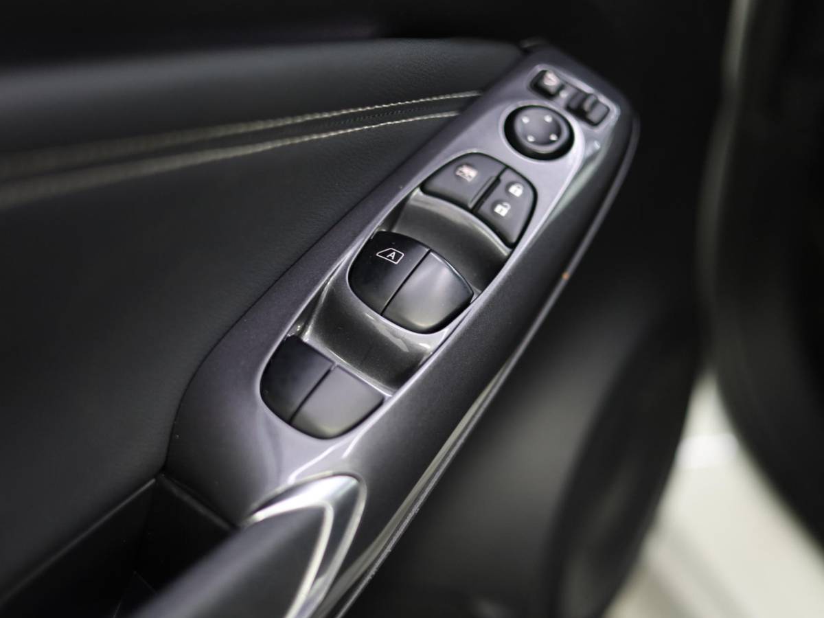Nissan Juke Nissan Juke 1.6 Hybrid Business Premium Tekna | Bose Audio | Parelmoer lak | Stuur en Stoelverwarming | 360 Camera