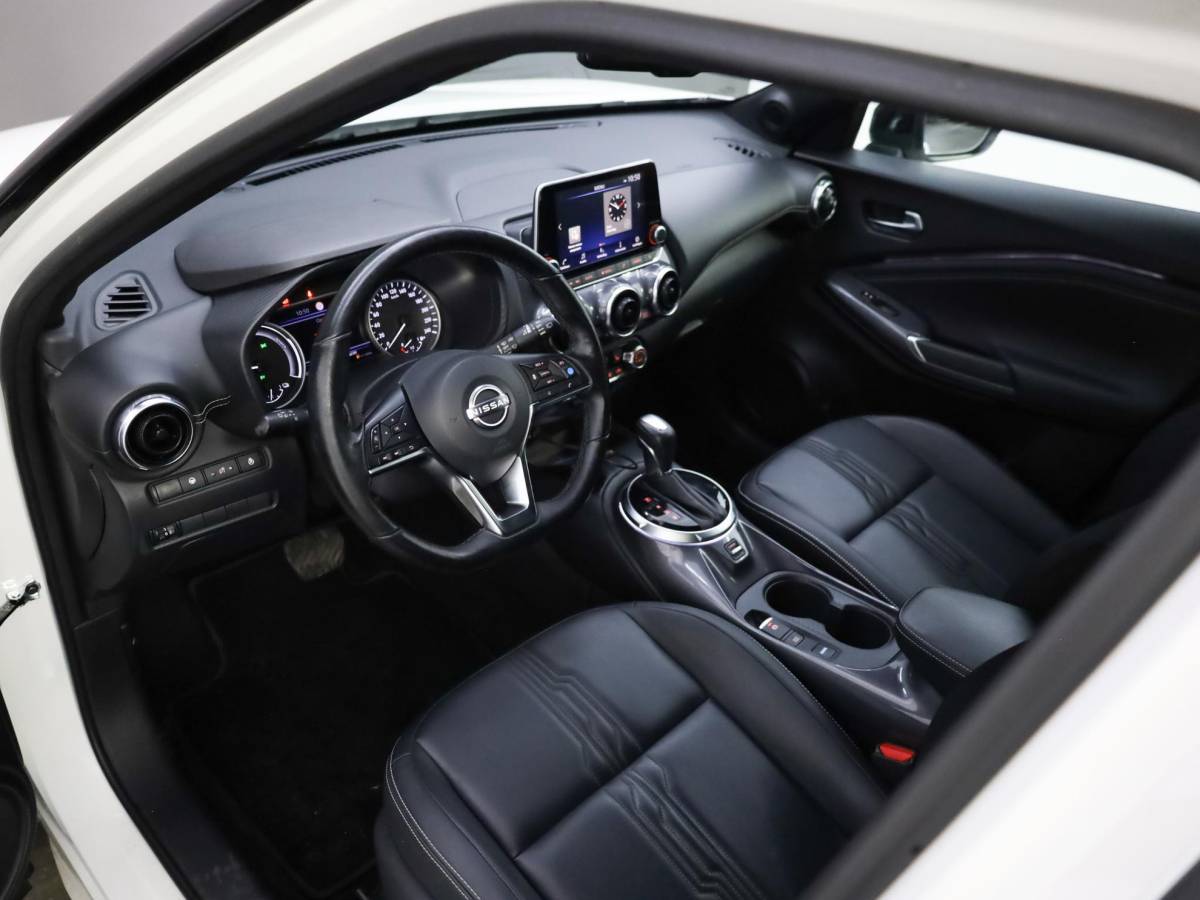 Nissan Juke Nissan Juke 1.6 Hybrid Business Premium Tekna | Bose Audio | Parelmoer lak | Stuur en Stoelverwarming | 360 Camera