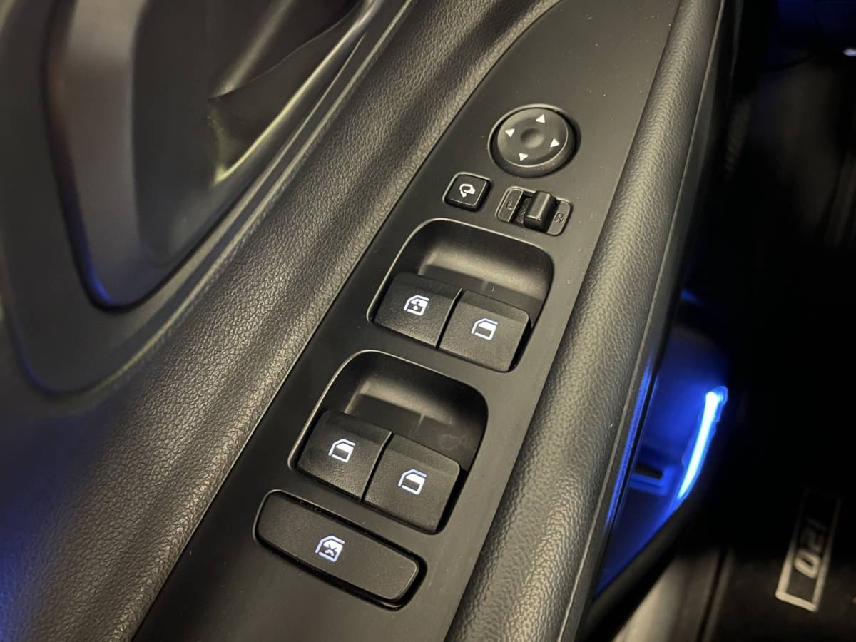 Hyundai i20 Hyundai i20 1.0 T-GDI Comfort Smart | Apple Carplay | Keyless Go & Entry | Airconditioning | Achteruitrijcamera | Sfeerverlichting |