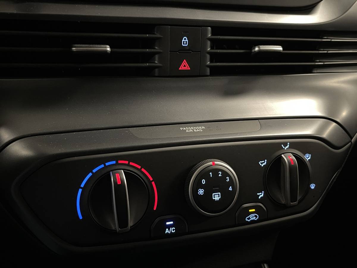 Hyundai i20 Hyundai i20 1.0 T-GDI Comfort Smart | Apple Carplay | Keyless Go & Entry | Airconditioning | Achteruitrijcamera | Sfeerverlichting |
