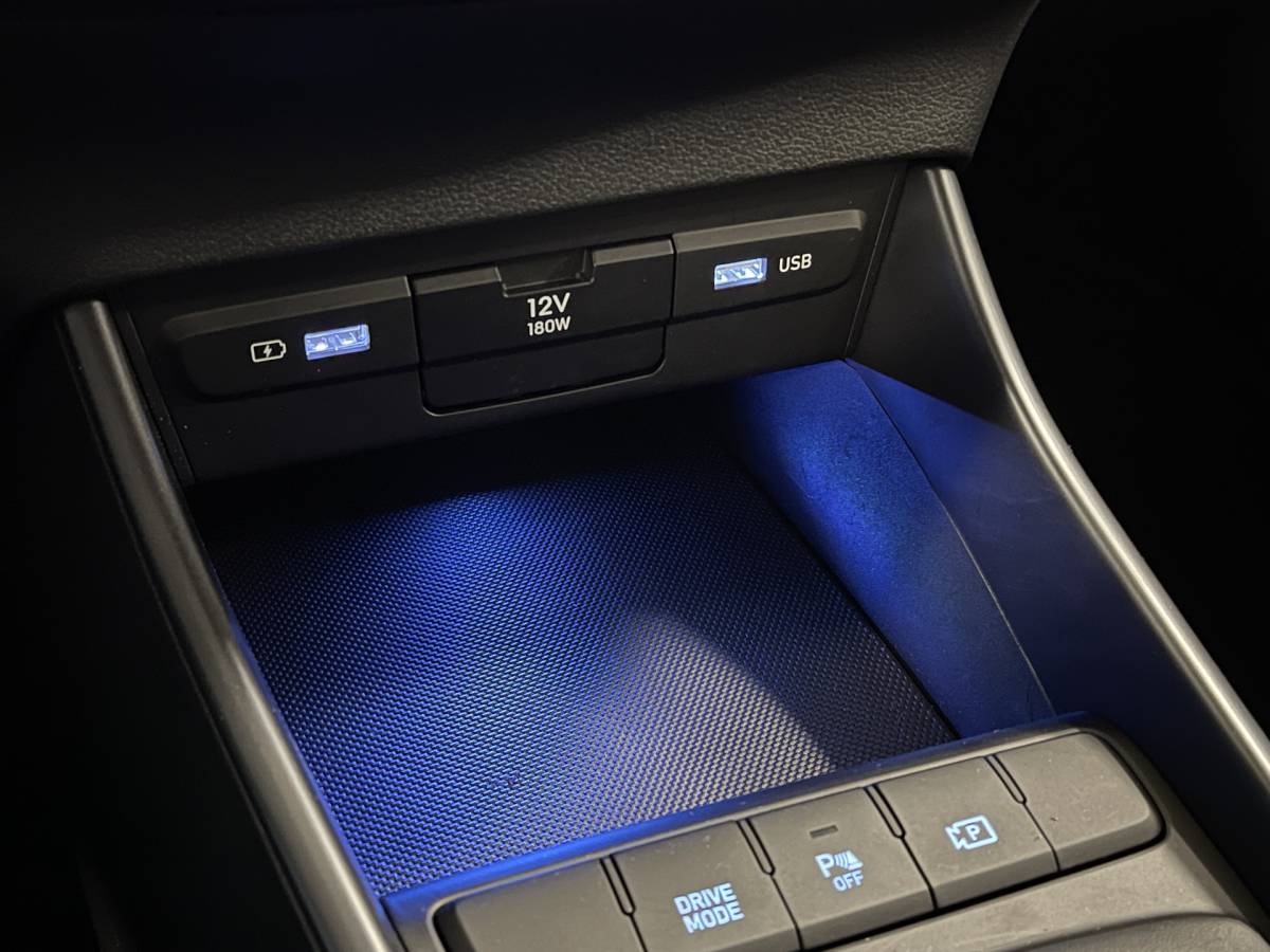 Hyundai i20 Hyundai i20 1.0 T-GDI Comfort Smart | Apple Carplay | Keyless Go & Entry | Airconditioning | Achteruitrijcamera | Sfeerverlichting |