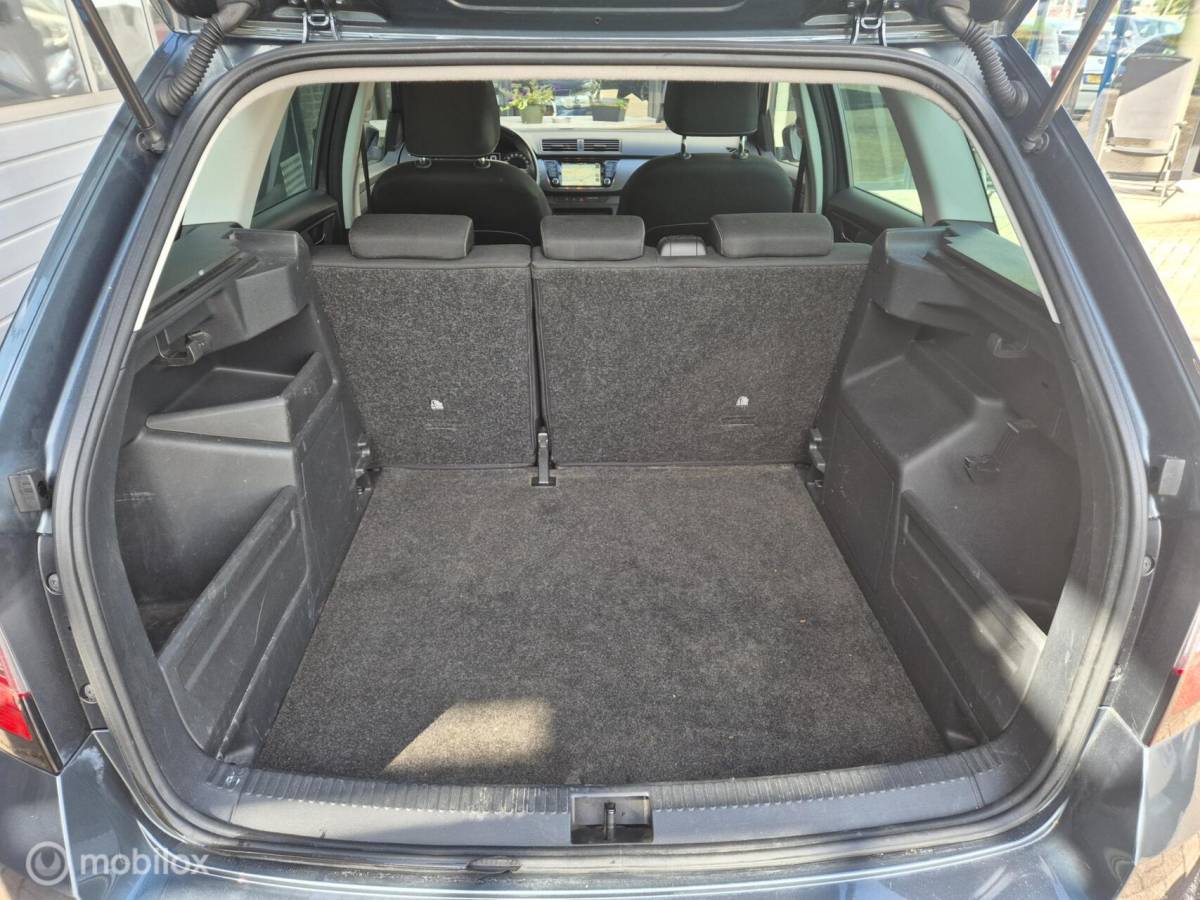 Škoda Fabia Skoda Fabia Combi 1.0 TSI CLEVER NAVI CRUISE PDC NAP