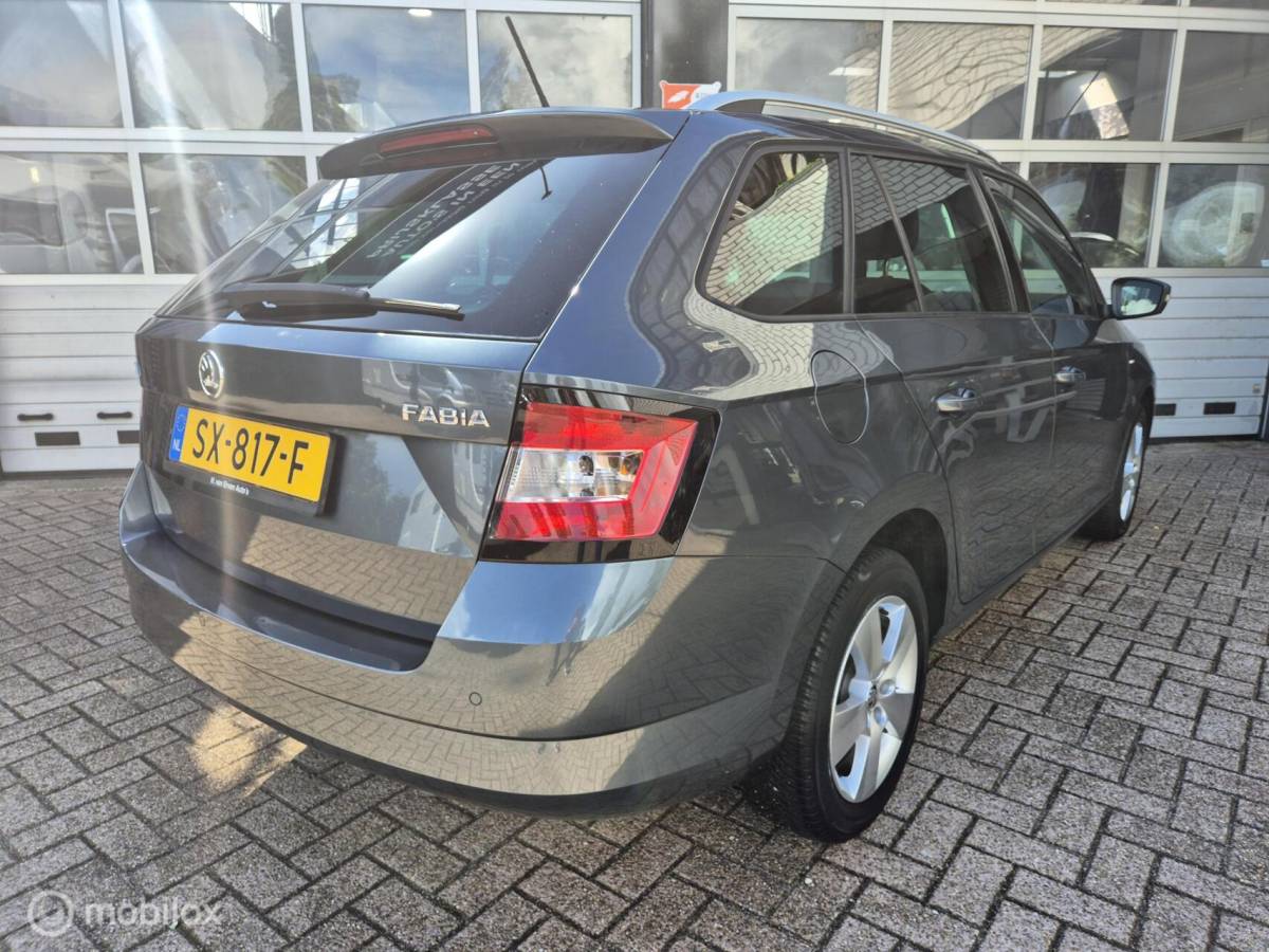 Škoda Fabia Skoda Fabia Combi 1.0 TSI CLEVER NAVI CRUISE PDC NAP