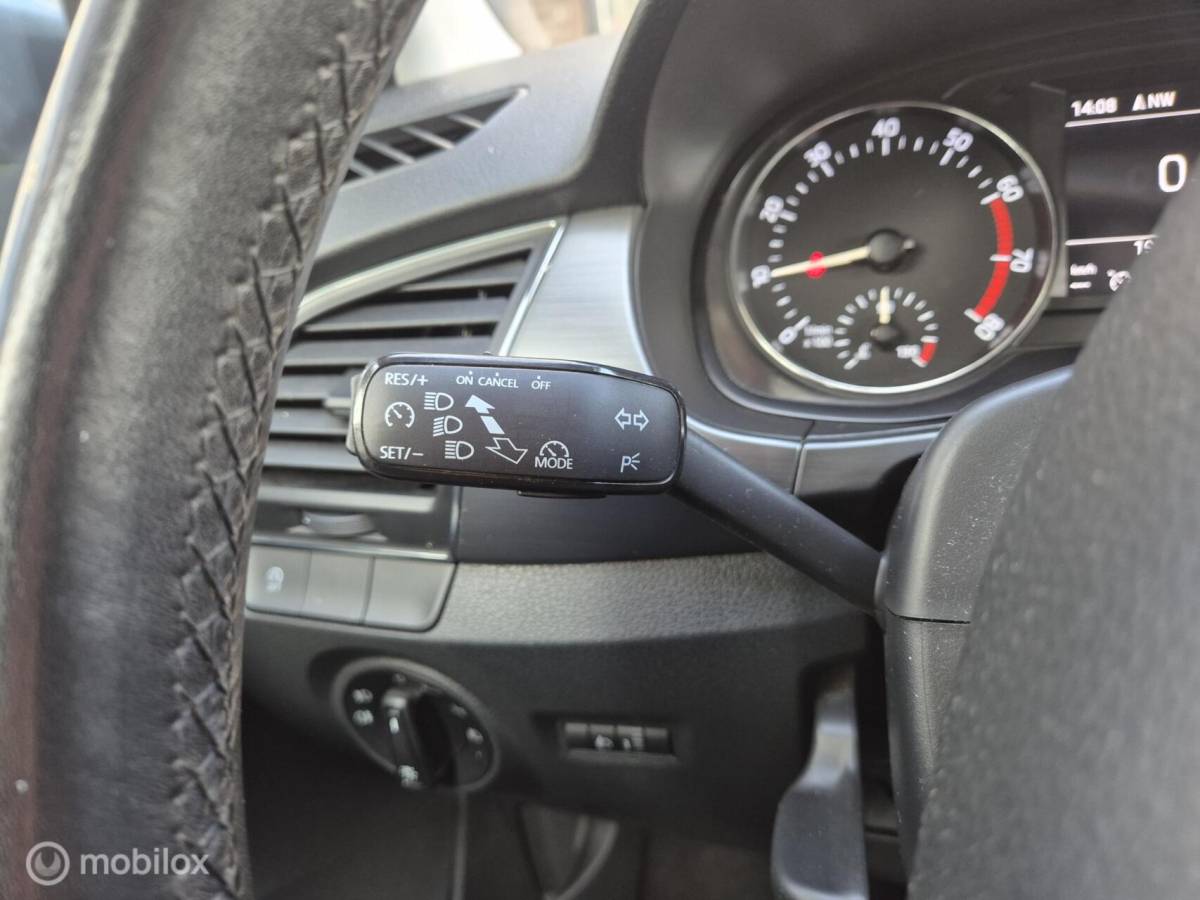 Škoda Fabia Skoda Fabia Combi 1.0 TSI CLEVER NAVI CRUISE PDC NAP