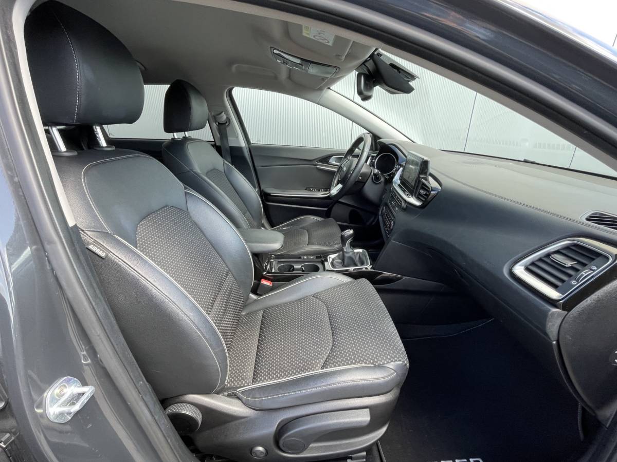 Kia Ceed Sportswagon Kia Ceed Sportswagon 1.0 T-GDi DynamicPlusLine Navigatie, Climate Control, Cruise Control, 16″Lm, Stoel/Stuurverwarming, Keyless Entry