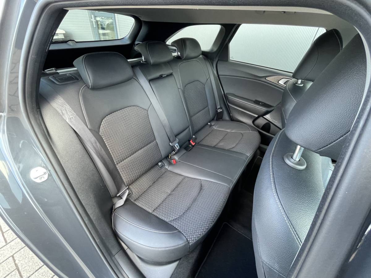 Kia Ceed Sportswagon Kia Ceed Sportswagon 1.0 T-GDi DynamicPlusLine Navigatie, Climate Control, Cruise Control, 16″Lm, Stoel/Stuurverwarming, Keyless Entry