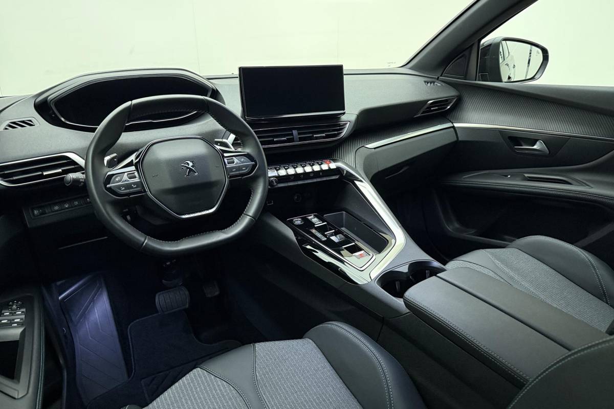 Peugeot 3008 Peugeot 3008 1.6 HYbrid 180 Allure Pack Business | Automaat | Apple carplay | Electronic climate control | Dode hoek detectie | Navigatie systeem full map